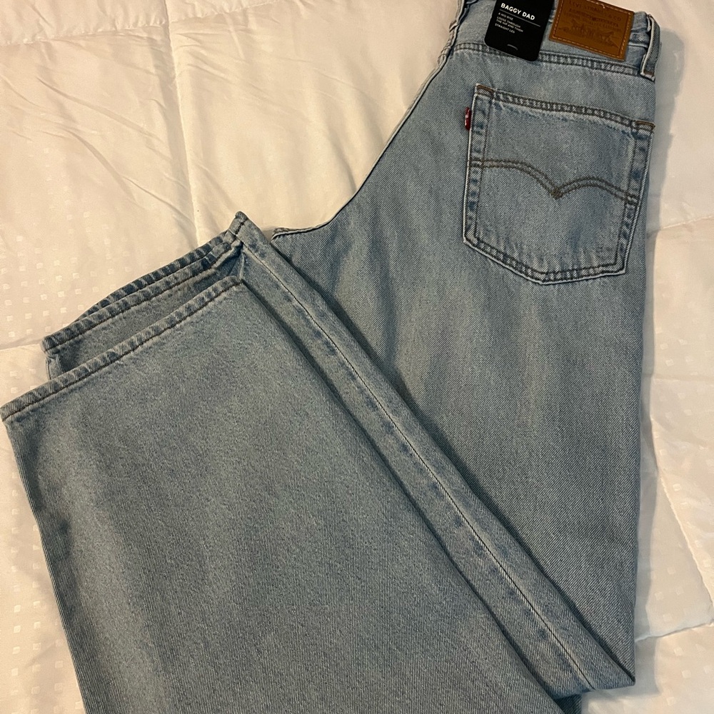Levi's  Relaxed Fit Light Blue Jeans🌹⬇️